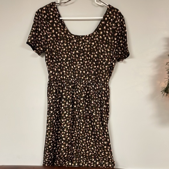 Billabong Dresses & Skirts - Billabong Brown Tiny Floral Print Dress, M,  Cutout back, elastic waist, Rayon